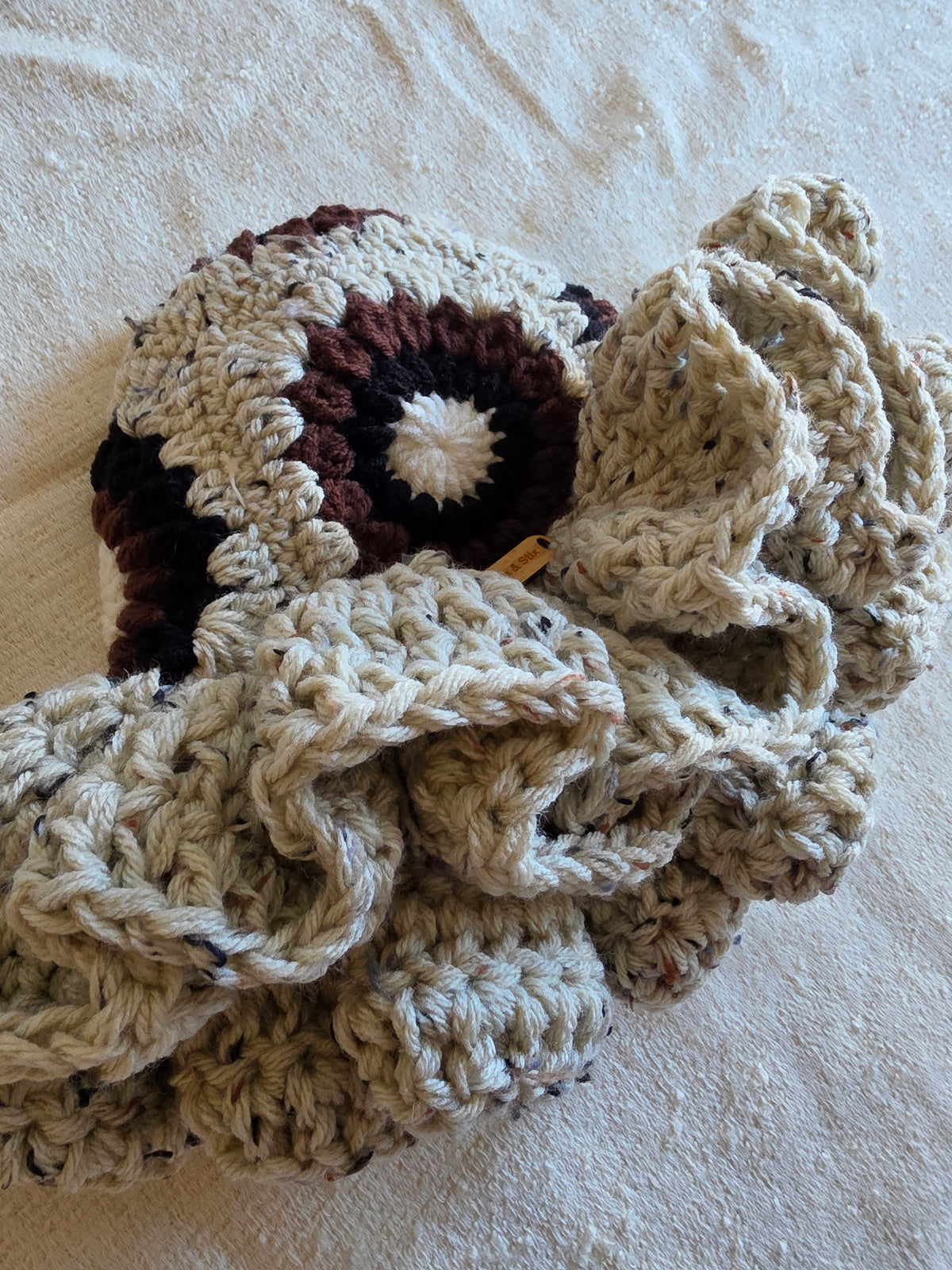 Pebble Big Ruffle Bucket Hat